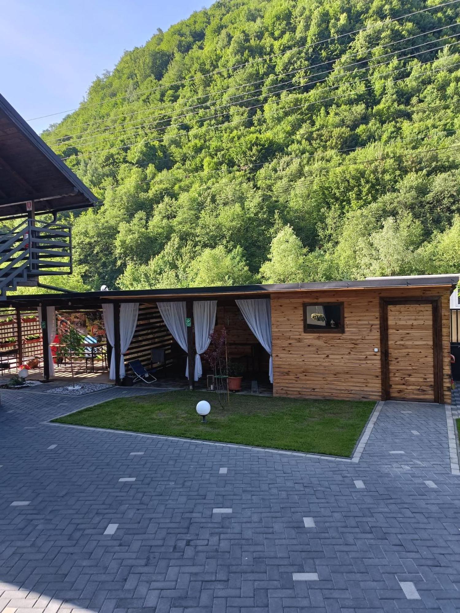 فندق Casa Valentina Vişeu de Sus المظهر الخارجي الصورة